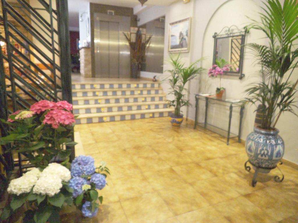 Hotel Hostal La Ermita Nerja Zewnętrze zdjęcie